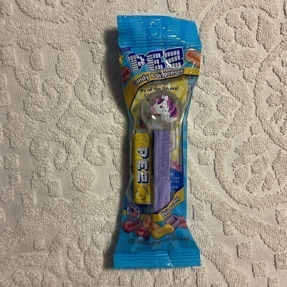 New PEZ Dispensers, Emojis pack of 5 - Picture 2 of 6